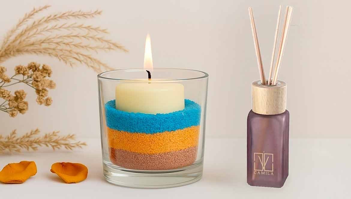 Crea un Elegante Angolo Profumato in Casa Tua con Graniglie Colorate, Fiori Secchi e Candela Moccolo