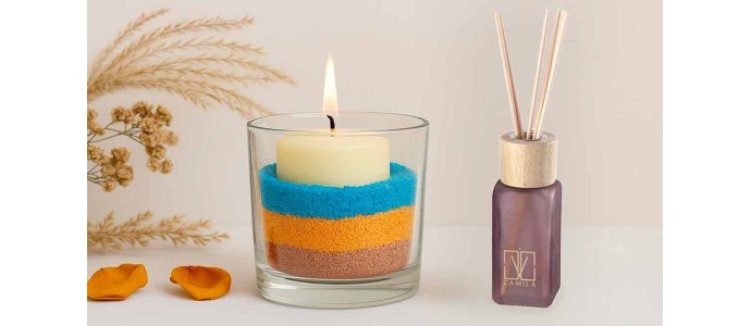 Crea un Elegante Angolo Profumato in Casa Tua con Graniglie Colorate, Fiori Secchi e Candela Moccolo